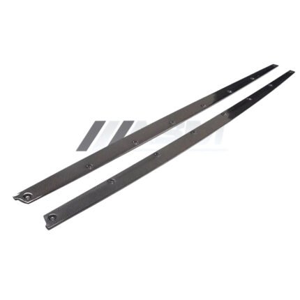 Close-up of BMW 3 Series F30/F31 V Style carbon fibre side skirts