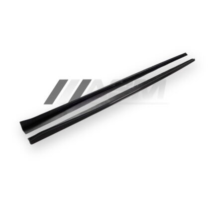 Pre-preg carbon fibre side skirts for BMW 8 Series G16 gloss-finish rocker extensions with OEM fitment