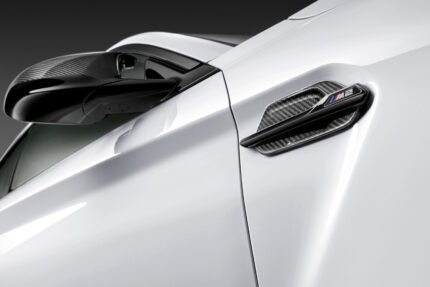 bmw-m2-m2c-f87-carbon-fibre-side-fender-vents-installed