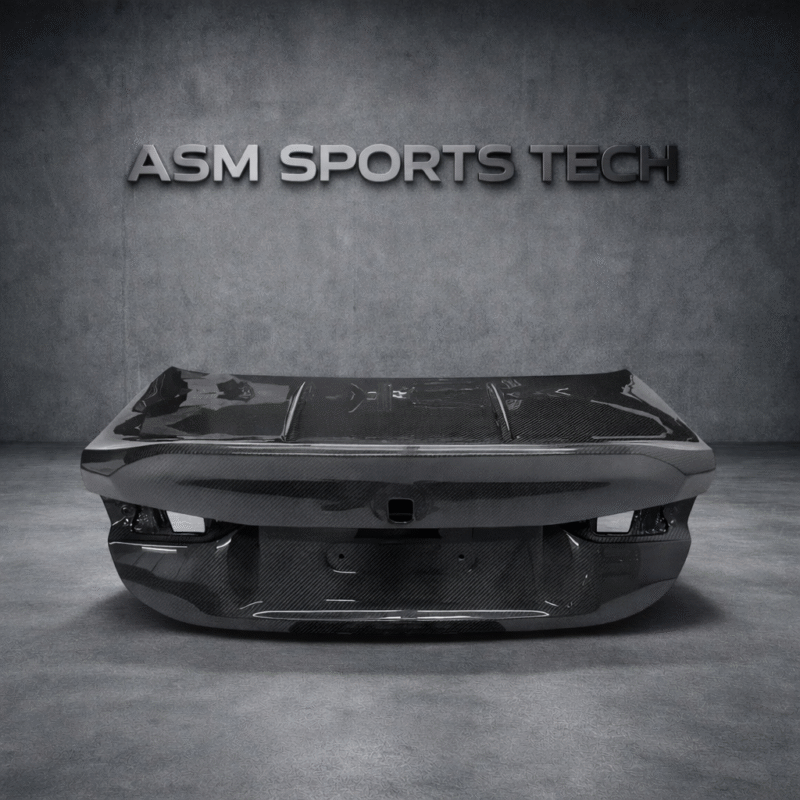 BMW M4 G82 and G83 CSL style pre-preg carbon fibre boot lid rear view of lightweight trunk replacement