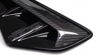 Bmw X5M F95 Carbon Fibre Side Fenders - M-Performance Fender Vents Close-Up Detail Of Bmw X5M F95 M-Performance Carbon Fibre Vent – High-Gloss Finish And Weave Texture Quality