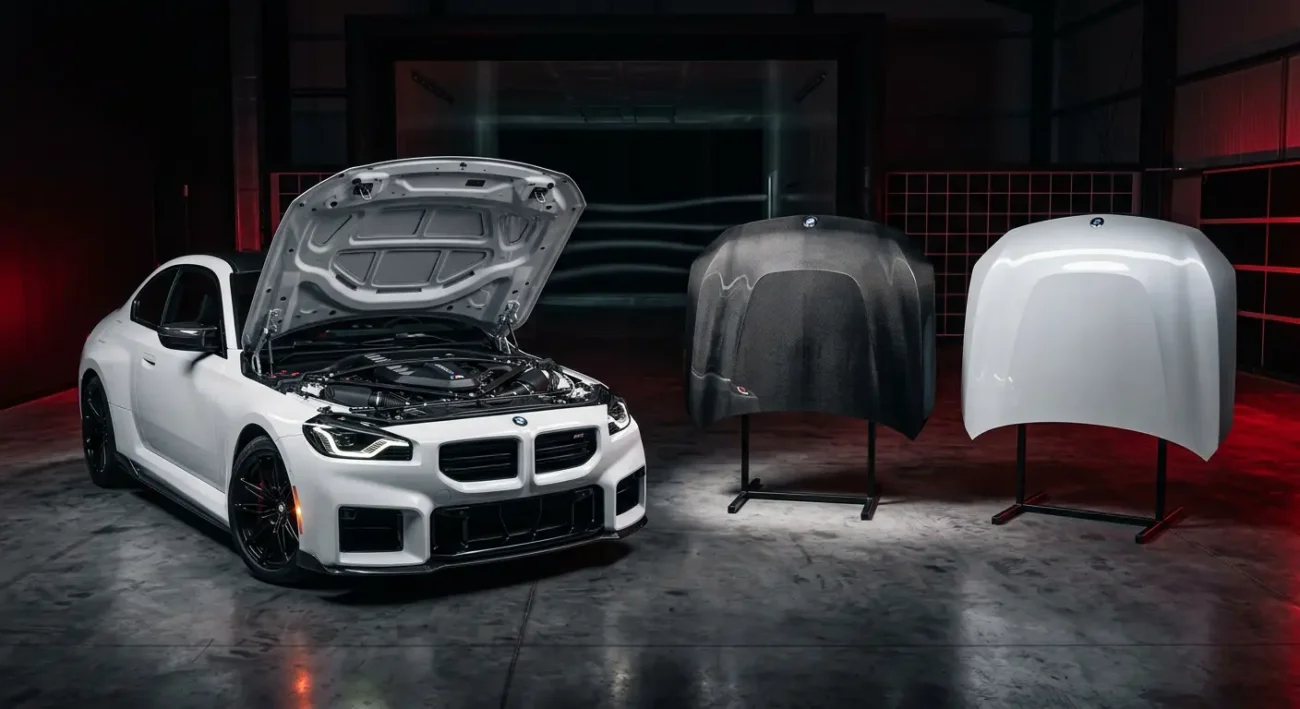 carbon fibre hood vs aluminum hood comparison on BMW performance build